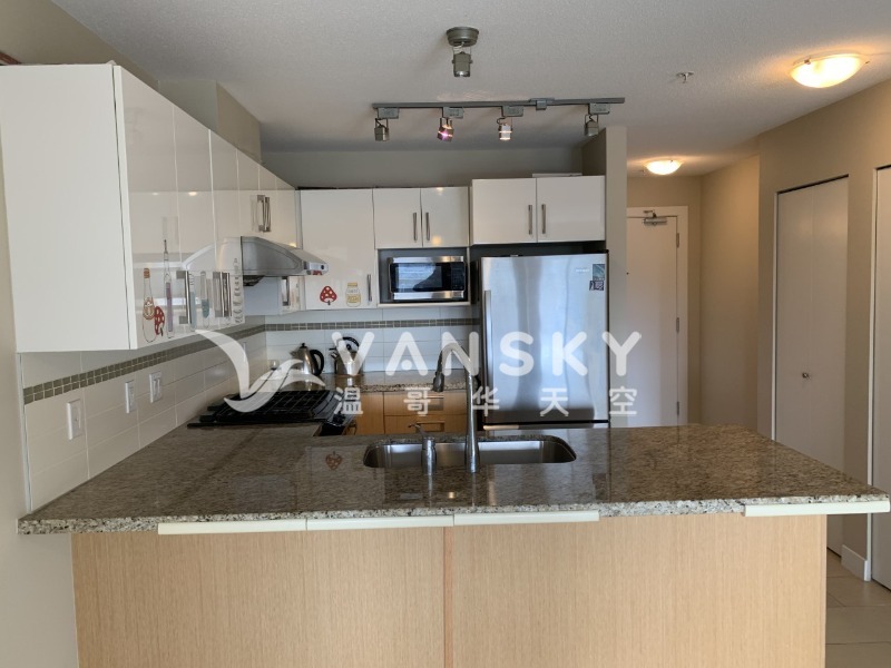 250429115554_1 kitchen2.jpg